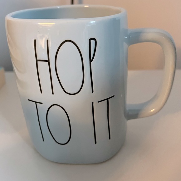 NEW  (set of 3) Rae Dunn mugs - Picture 4 of 8